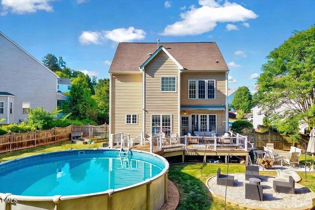 1009 Country Glen Court, Apex, NC 27502