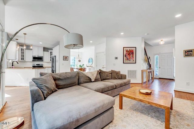 1009 Country Glen Court, Apex, NC 27502