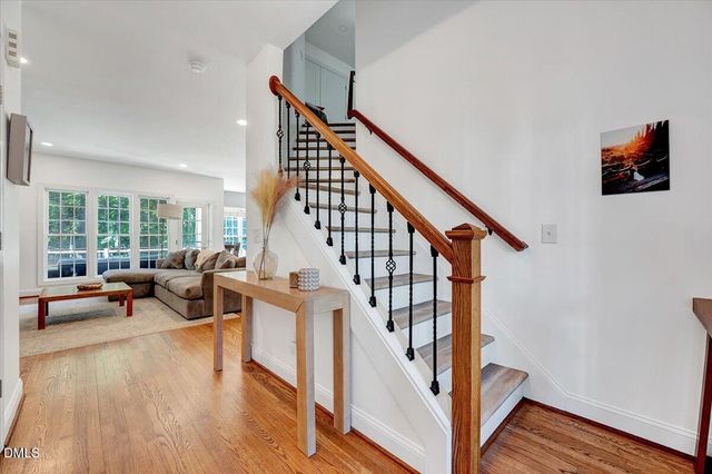 1009 Country Glen Court, Apex, NC 27502