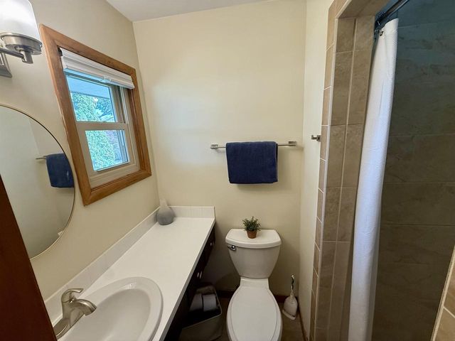 409 Winnebago Drive, Janesville, WI 53545