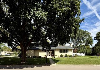 409 Winnebago Drive, Janesville, WI 53545
