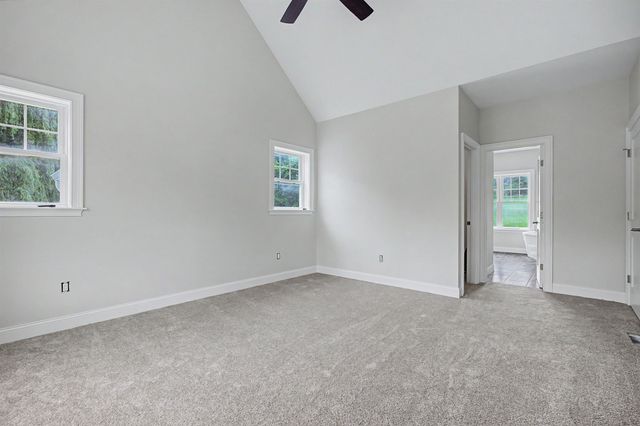 131 Merrimack Street, Hooksett, NH 03106