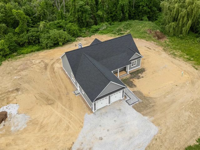 131 Merrimack Street, Hooksett, NH 03106