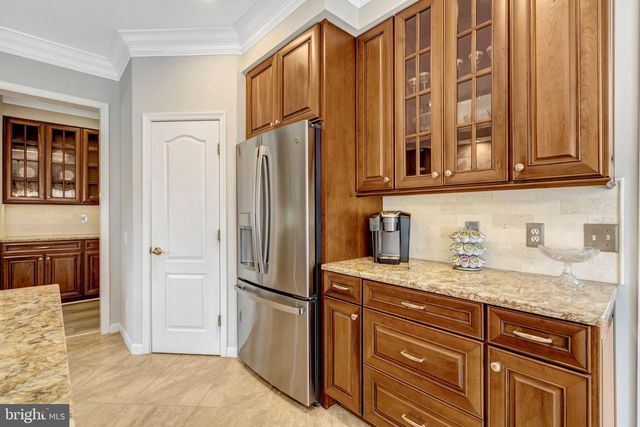 9600 NUTHATCH DR, Fairfax Station, VA 22039