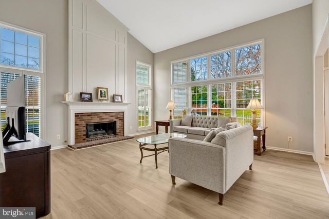 9600 NUTHATCH DR, Fairfax Station, VA 22039