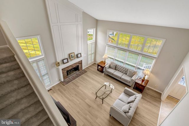 9600 NUTHATCH DR, Fairfax Station, VA 22039