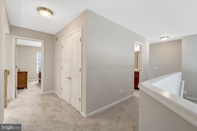 9600 NUTHATCH DR, Fairfax Station, VA 22039