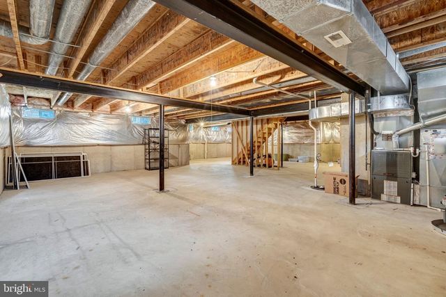 9600 NUTHATCH DR, Fairfax Station, VA 22039