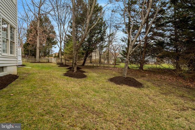 9600 NUTHATCH DR, Fairfax Station, VA 22039