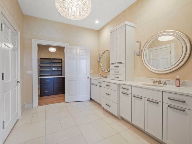 109 E Front Street, Traverse City, MI 49684