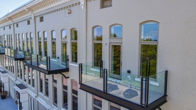 109 E Front Street, Traverse City, MI 49684