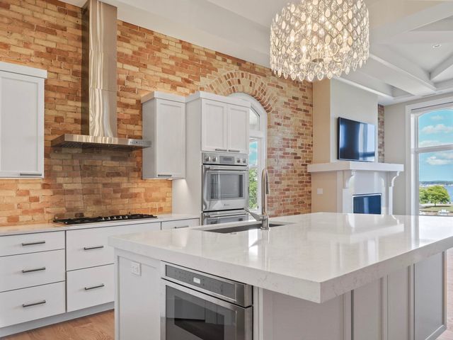 109 E Front Street, Traverse City, MI 49684