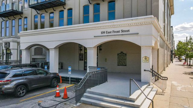 109 E Front Street, Traverse City, MI 49684