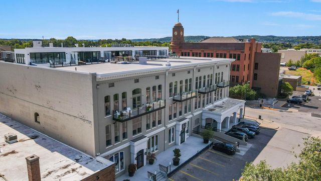 109 E Front Street, Traverse City, MI 49684