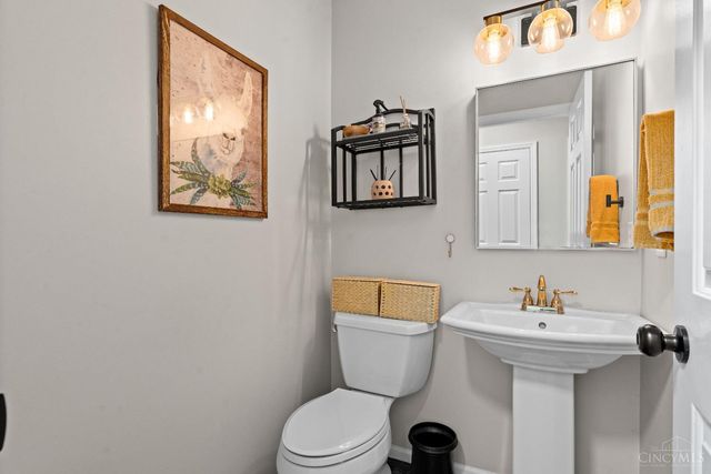 1210 Ascot Drive, Hamilton Twp, OH 45039