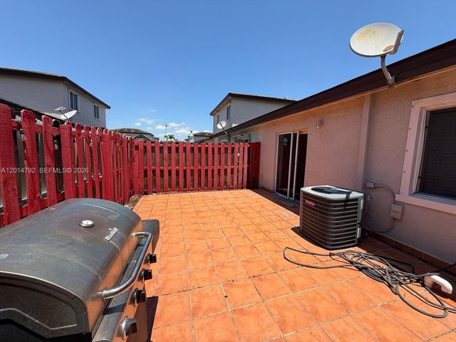 18858 NW 85th Ct 3003, Hialeah, FL 33015