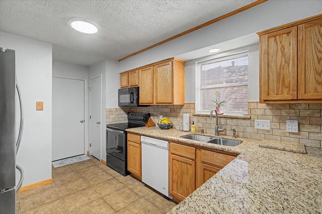 4922 Valley View Drive, La Porte, TX 77571