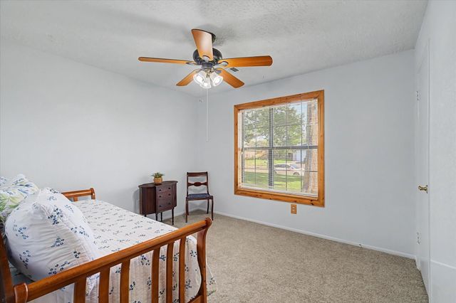 4922 Valley View Drive, La Porte, TX 77571
