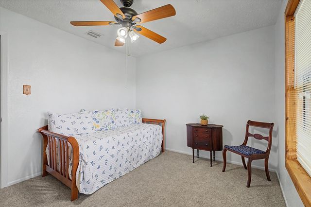 4922 Valley View Drive, La Porte, TX 77571