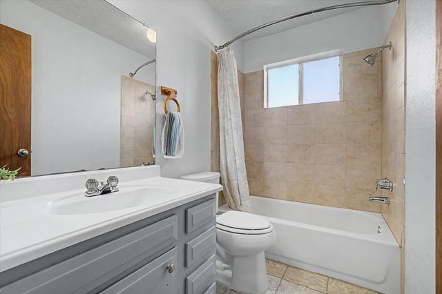 4922 Valley View Drive, La Porte, TX 77571