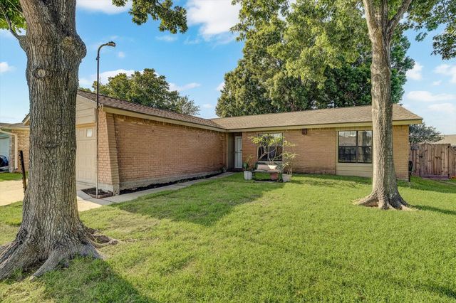 4922 Valley View Drive, La Porte, TX 77571