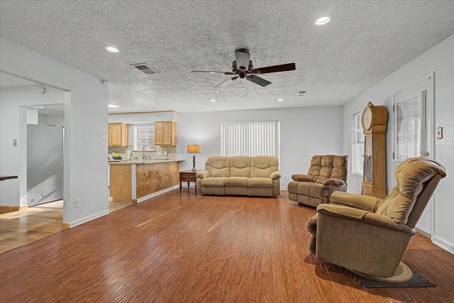4922 Valley View Drive, La Porte, TX 77571