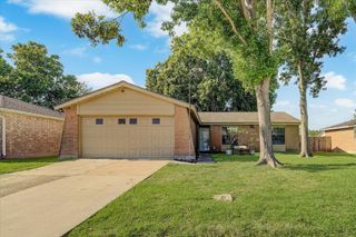 4922 Valley View Drive, La Porte, TX 77571
