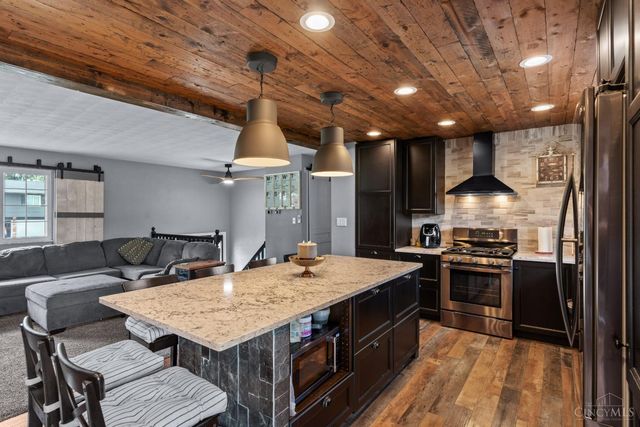 345 Harpwood Drive, Franklin, OH 45005