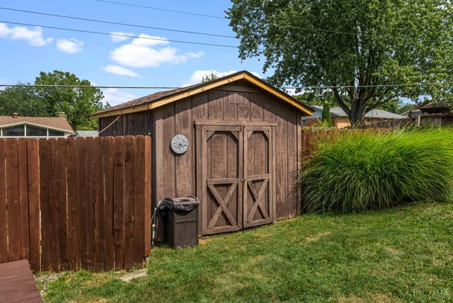 345 Harpwood Drive, Franklin, OH 45005