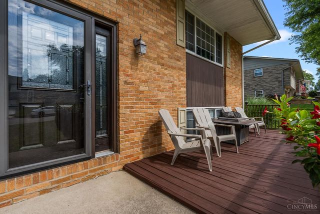 345 Harpwood Drive, Franklin, OH 45005