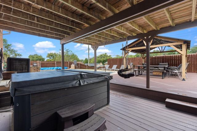 345 Harpwood Drive, Franklin, OH 45005