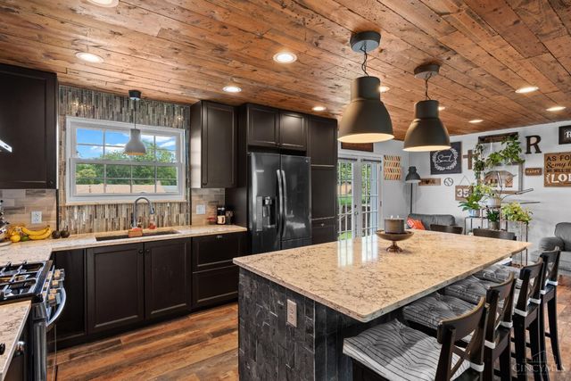 345 Harpwood Drive, Franklin, OH 45005