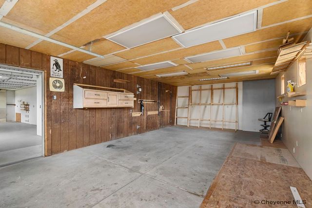 1813 S 2ND AVE, Cheyenne, WY 82007