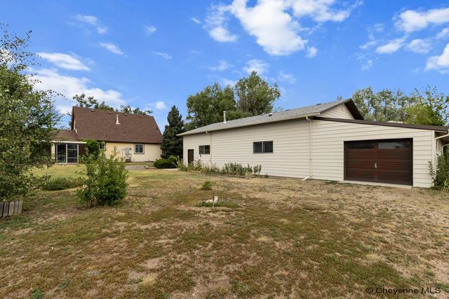 1813 S 2ND AVE, Cheyenne, WY 82007