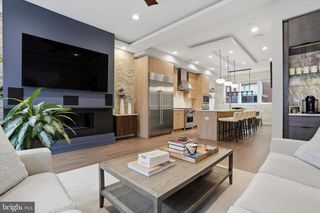 611 N GALLOWAY ST, Philadelphia, PA 19123