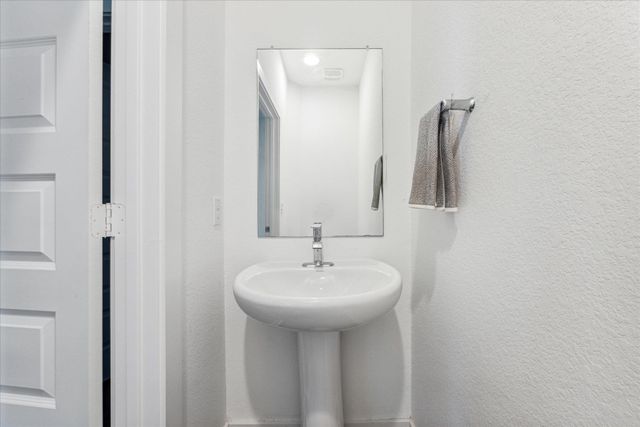 7916 Linnie Ln LN, Austin, TX 78724