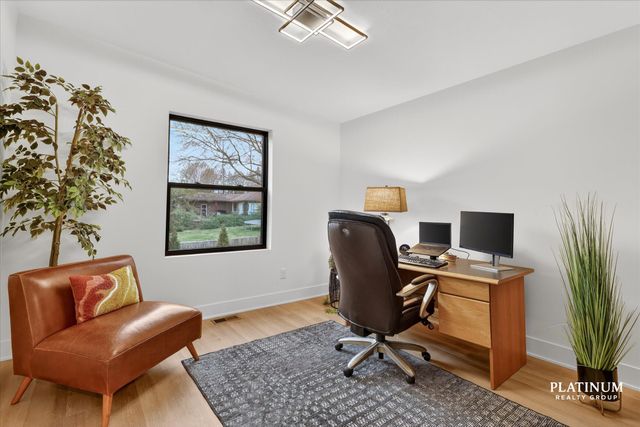 6879 Vista De Oro Drive NE, Rockford, MI 49341