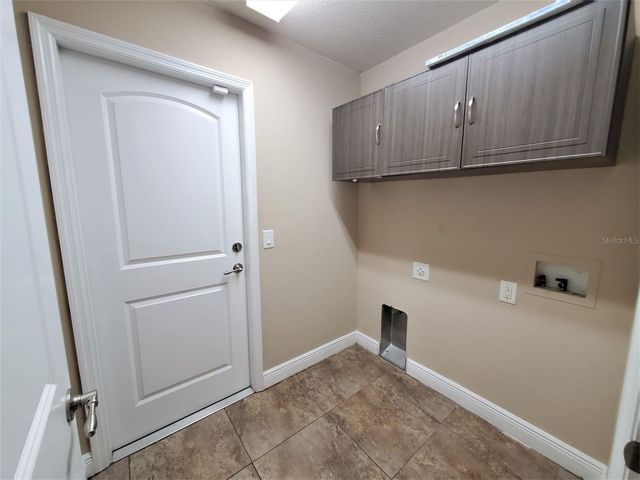 10737 STANDING STONE DRIVE, Wimauma, FL 33598