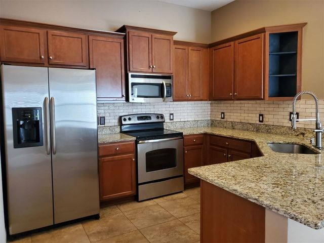 10737 STANDING STONE DRIVE, Wimauma, FL 33598