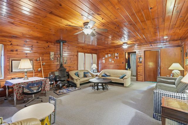 186 Waterview Drive, Whitney, TX 76692