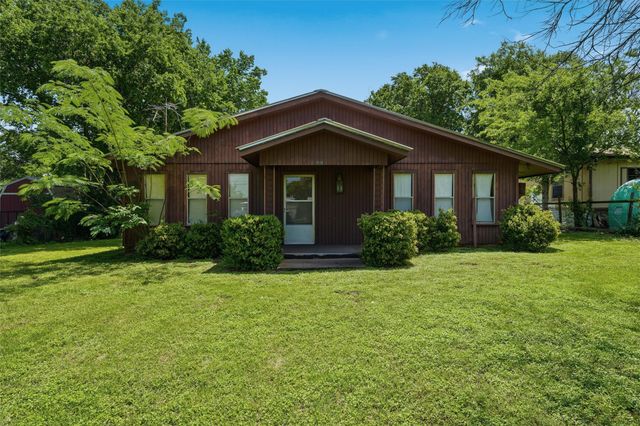 186 Waterview Drive, Whitney, TX 76692