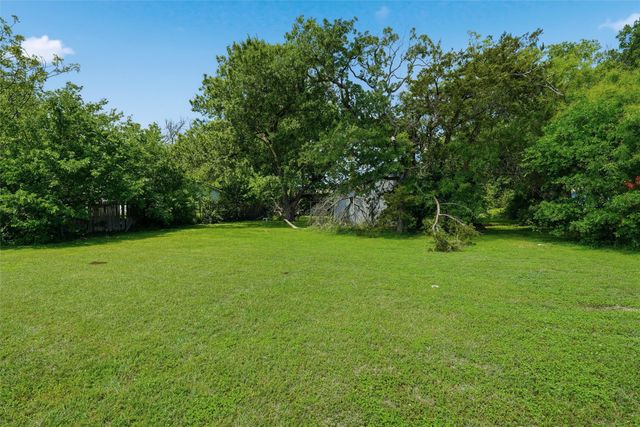 186 Waterview Drive, Whitney, TX 76692