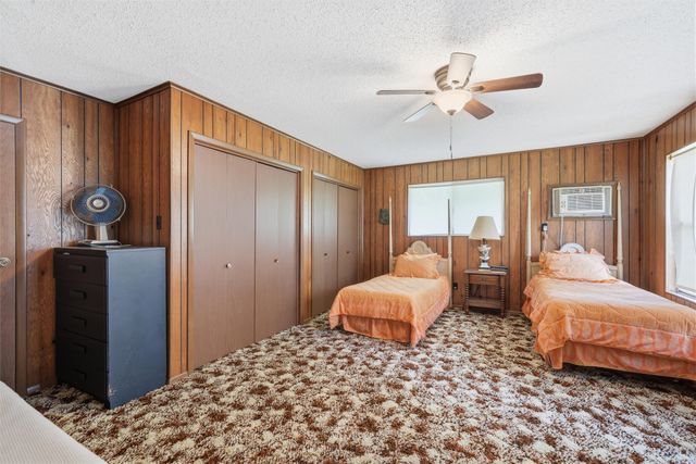 186 Waterview Drive, Whitney, TX 76692