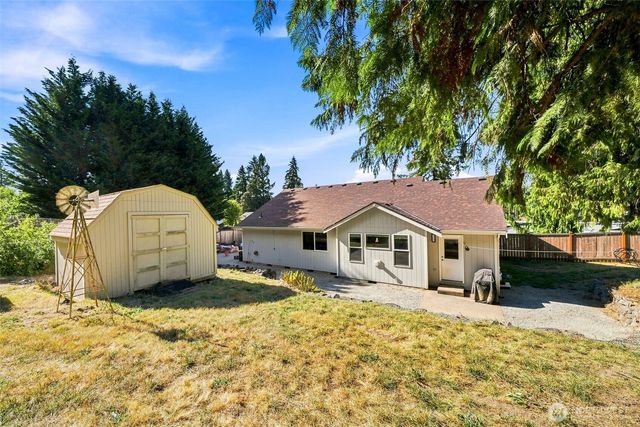 914 288th Street Ct E, Roy, WA 98580
