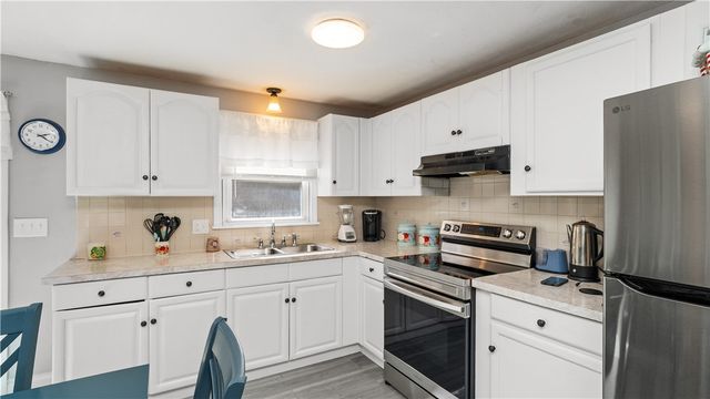 3208 Flat River Road, Coventry, RI 02816