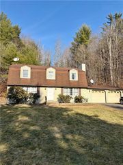 14 Clark Hollow RD, Southport, NY 14871