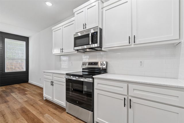 113 N Third Street, Celeste, TX 75423