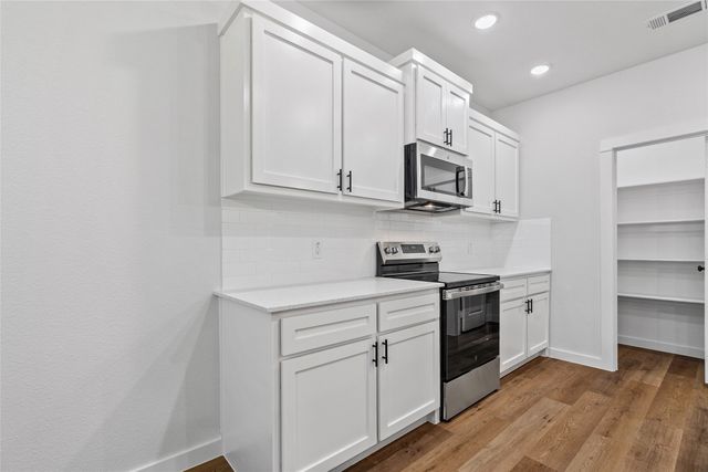 113 N Third Street, Celeste, TX 75423