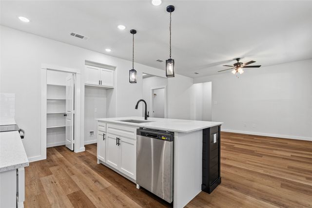 113 N Third Street, Celeste, TX 75423