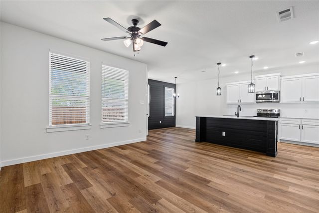 113 N Third Street, Celeste, TX 75423